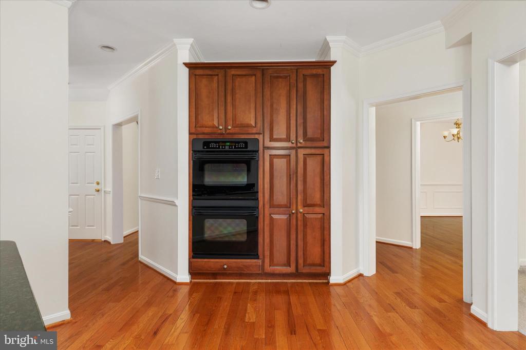 2898 GRETNA PLACE