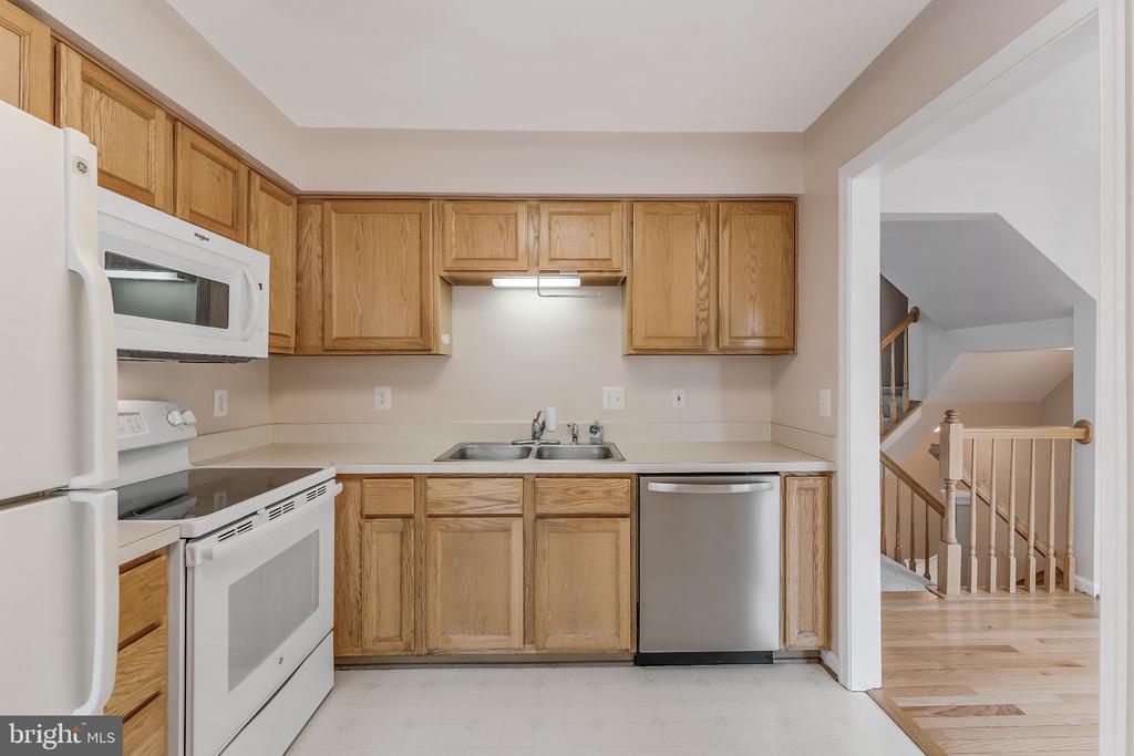 6414 LURETA ANN LANE
