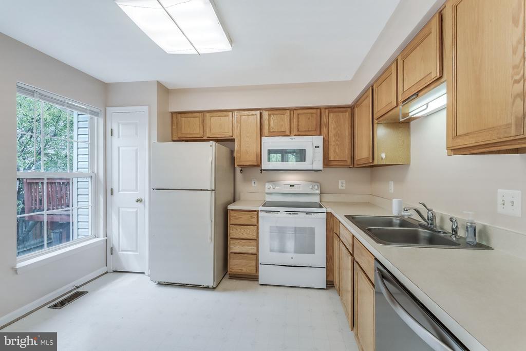 6414 LURETA ANN LANE