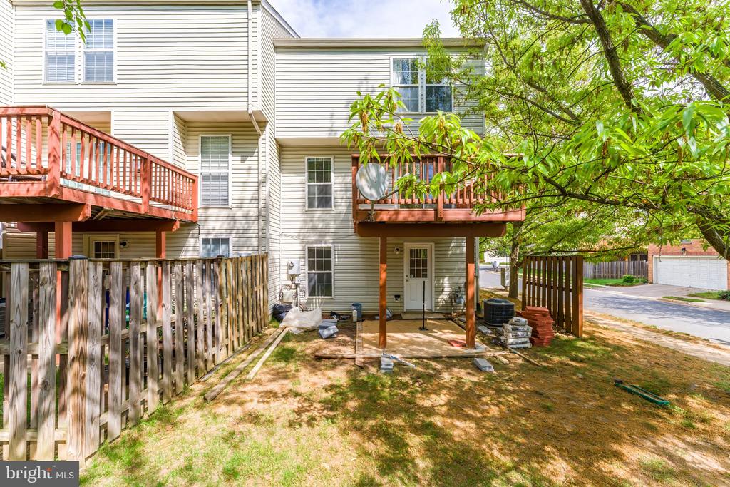 6414 LURETA ANN LANE