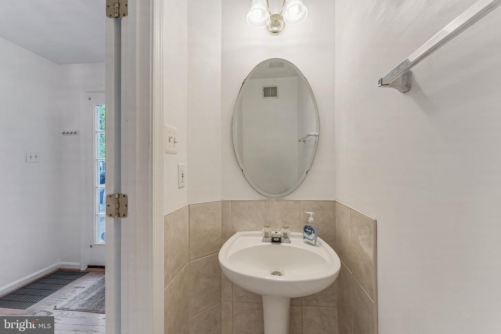 6414 LURETA ANN LANE