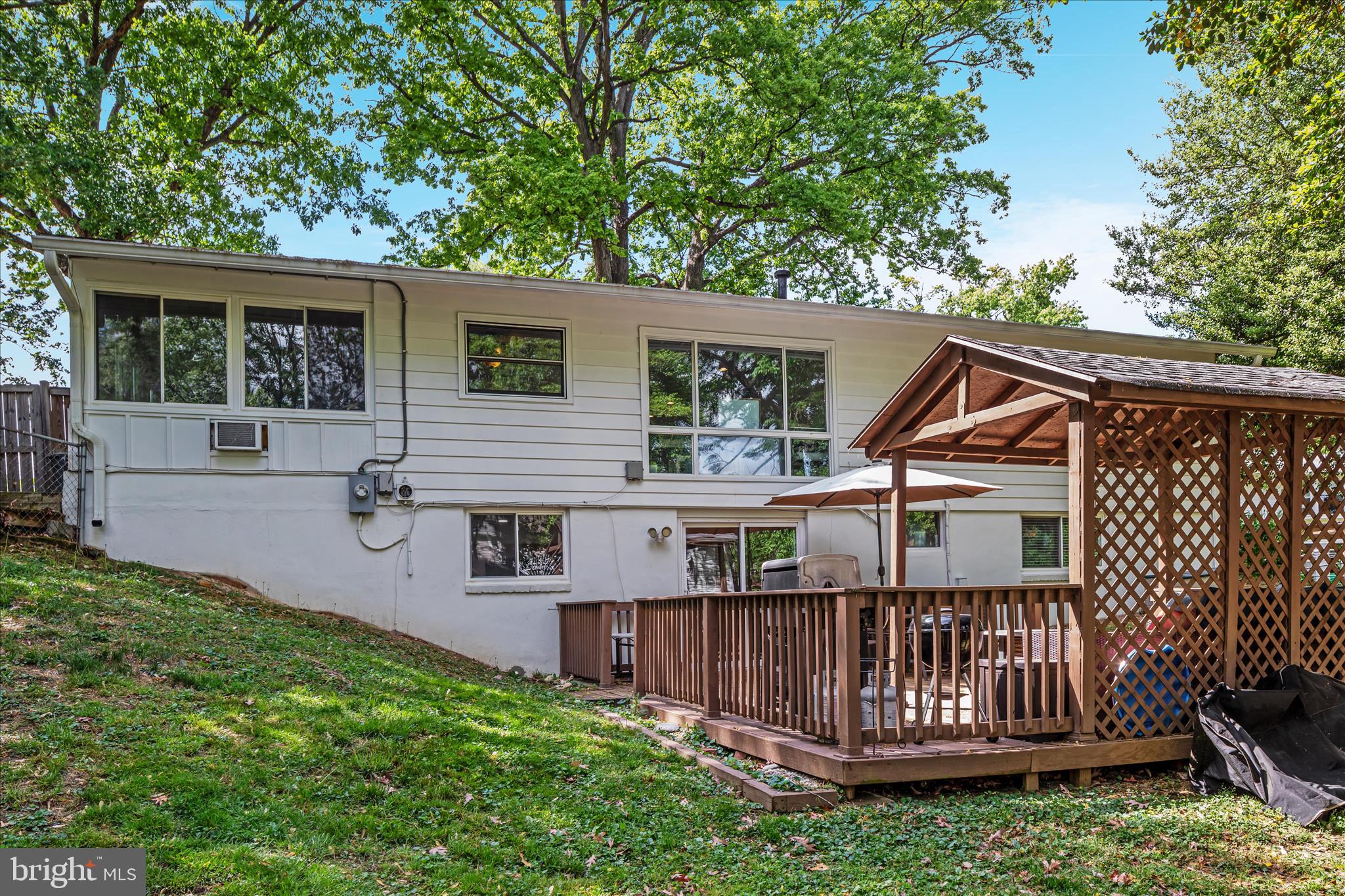 4607 MAYOR PLACE