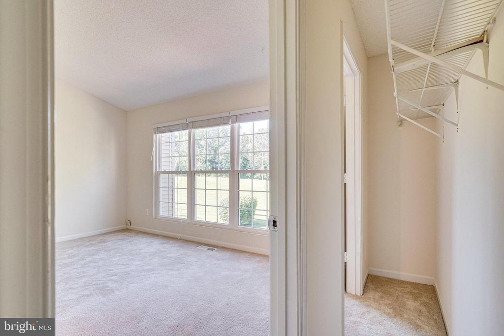 12114 WEDGEWAY COURT