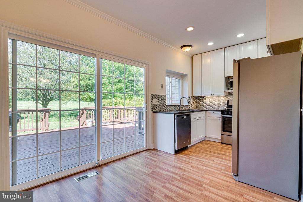 12114 WEDGEWAY COURT
