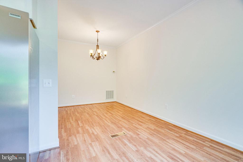 12114 WEDGEWAY COURT