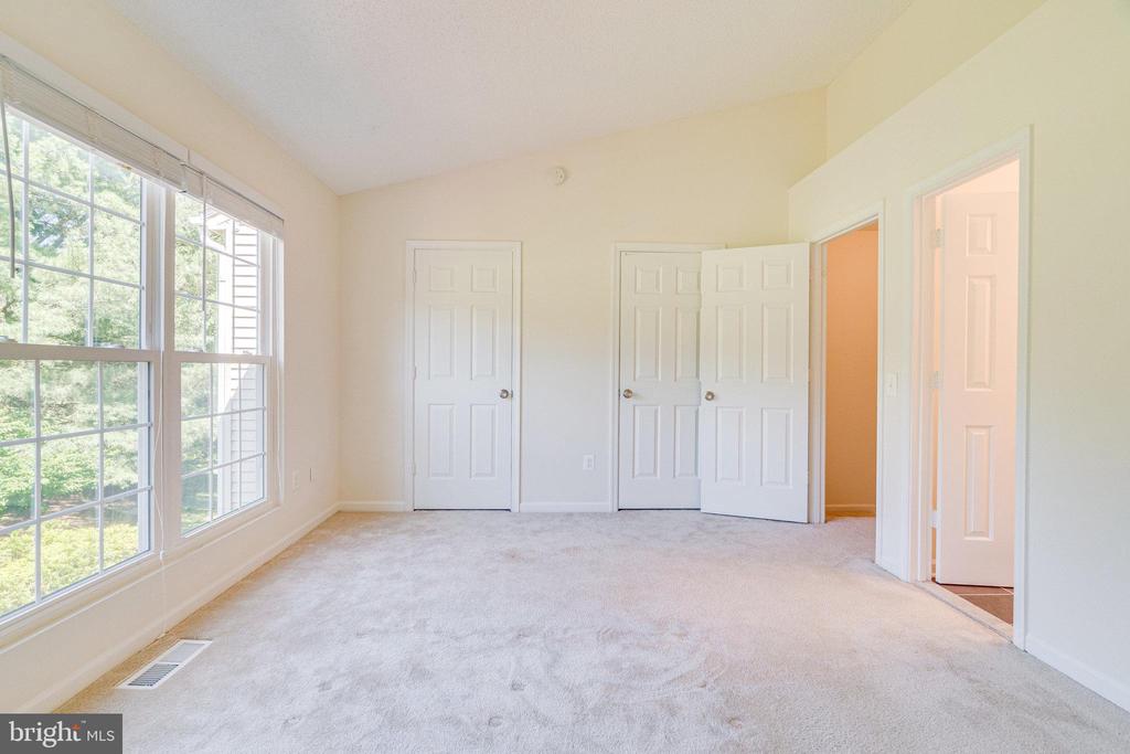 12114 WEDGEWAY COURT