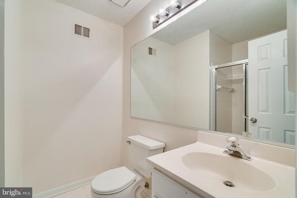 12114 WEDGEWAY COURT