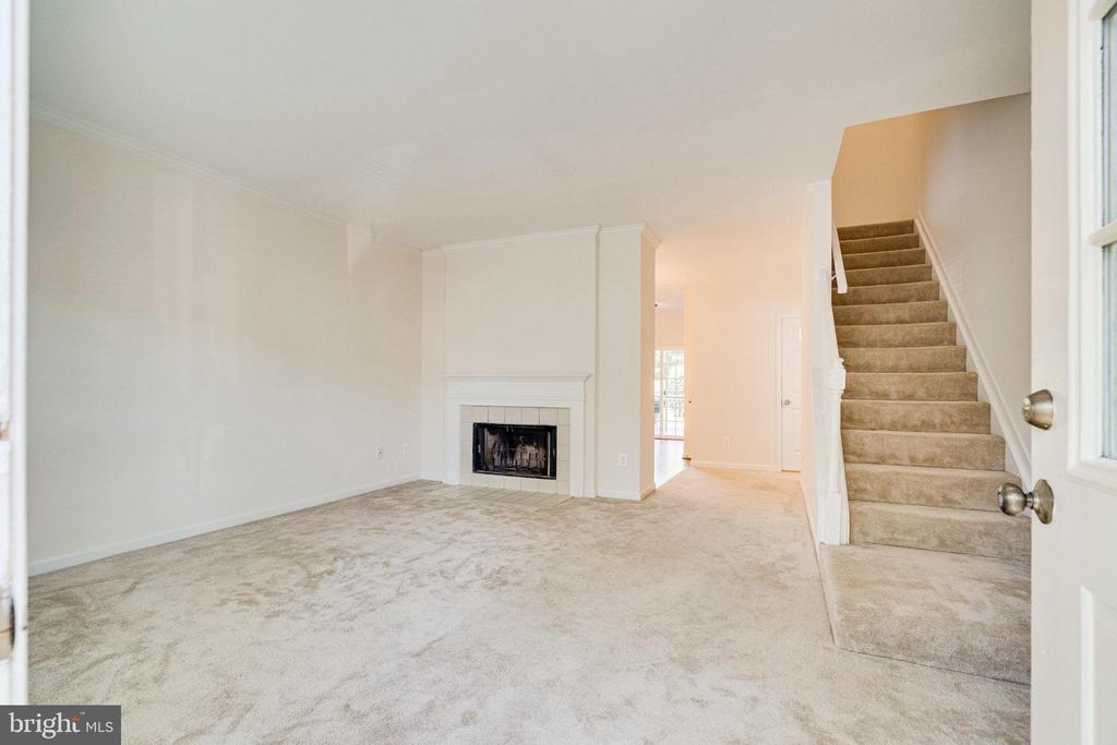 12114 WEDGEWAY COURT