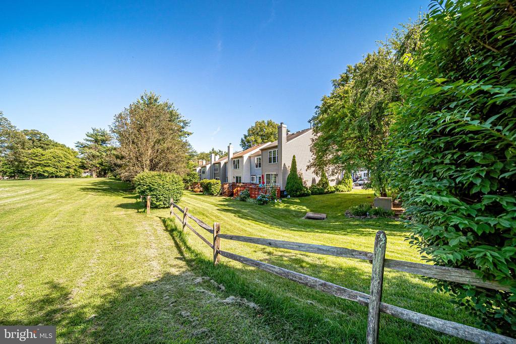 12114 WEDGEWAY COURT