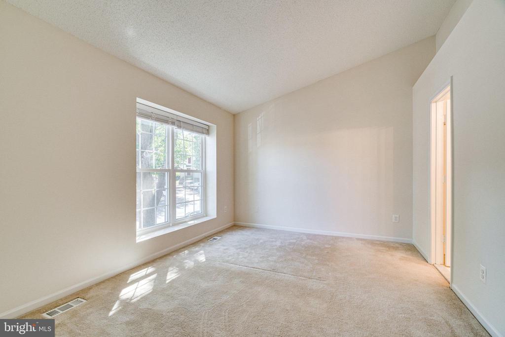 12114 WEDGEWAY COURT