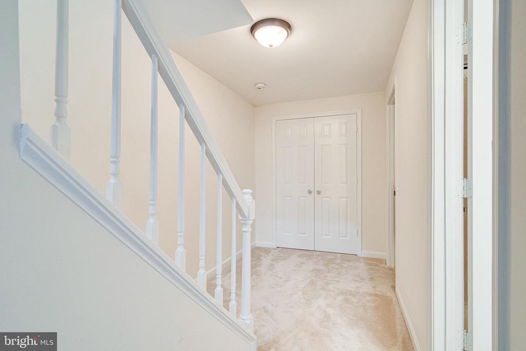 12114 WEDGEWAY COURT