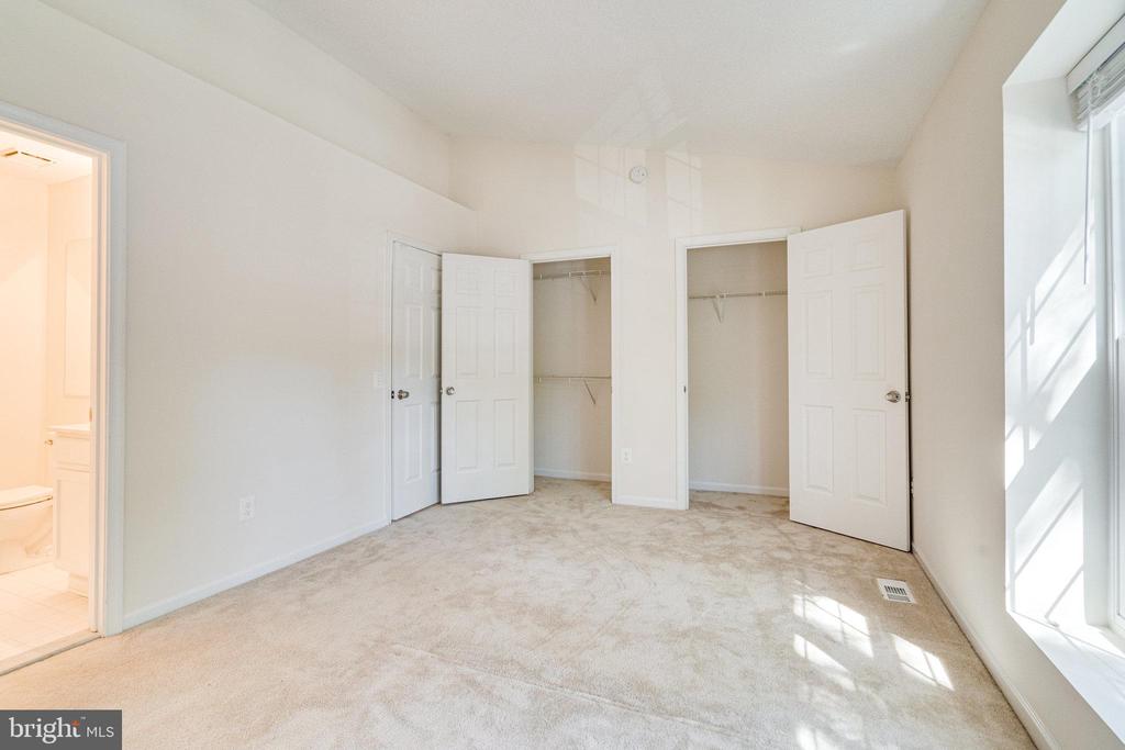 12114 WEDGEWAY COURT