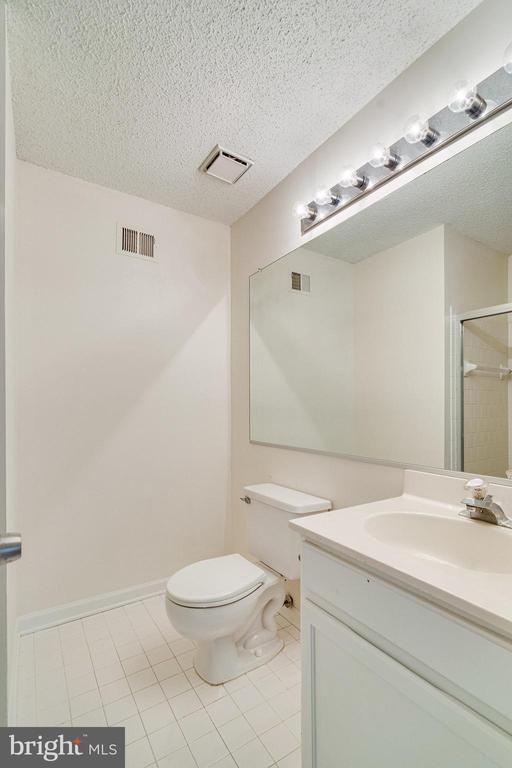 12114 WEDGEWAY COURT