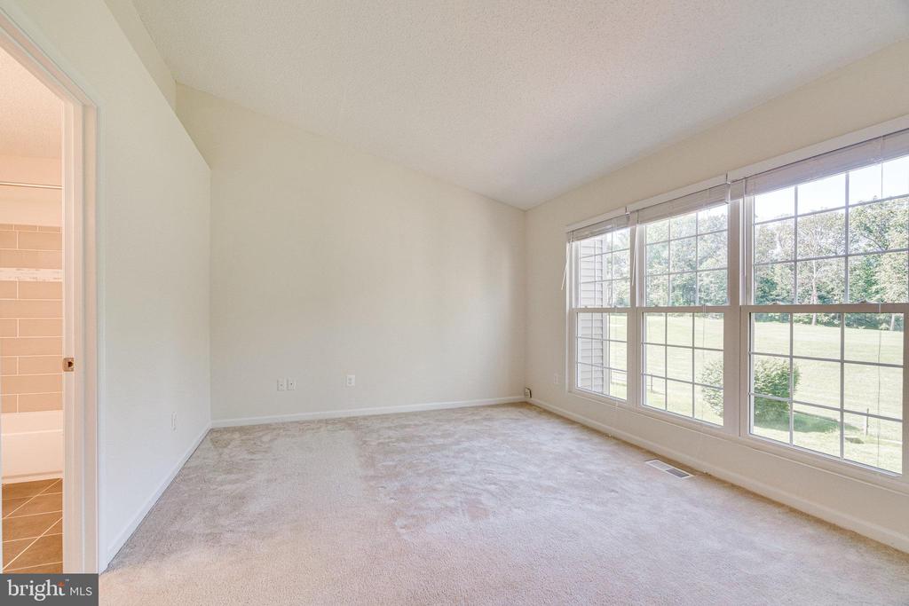 12114 WEDGEWAY COURT
