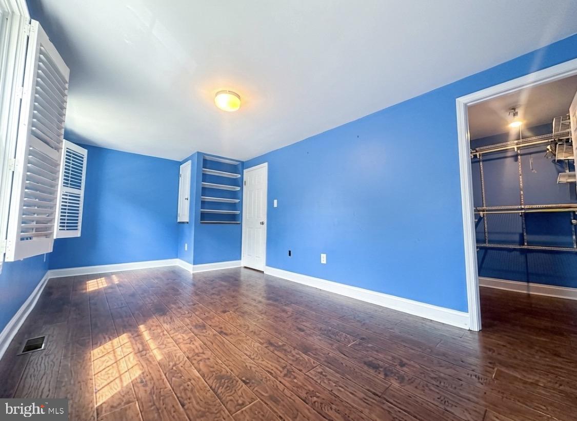 7021 BRYANT TOWNE COURT