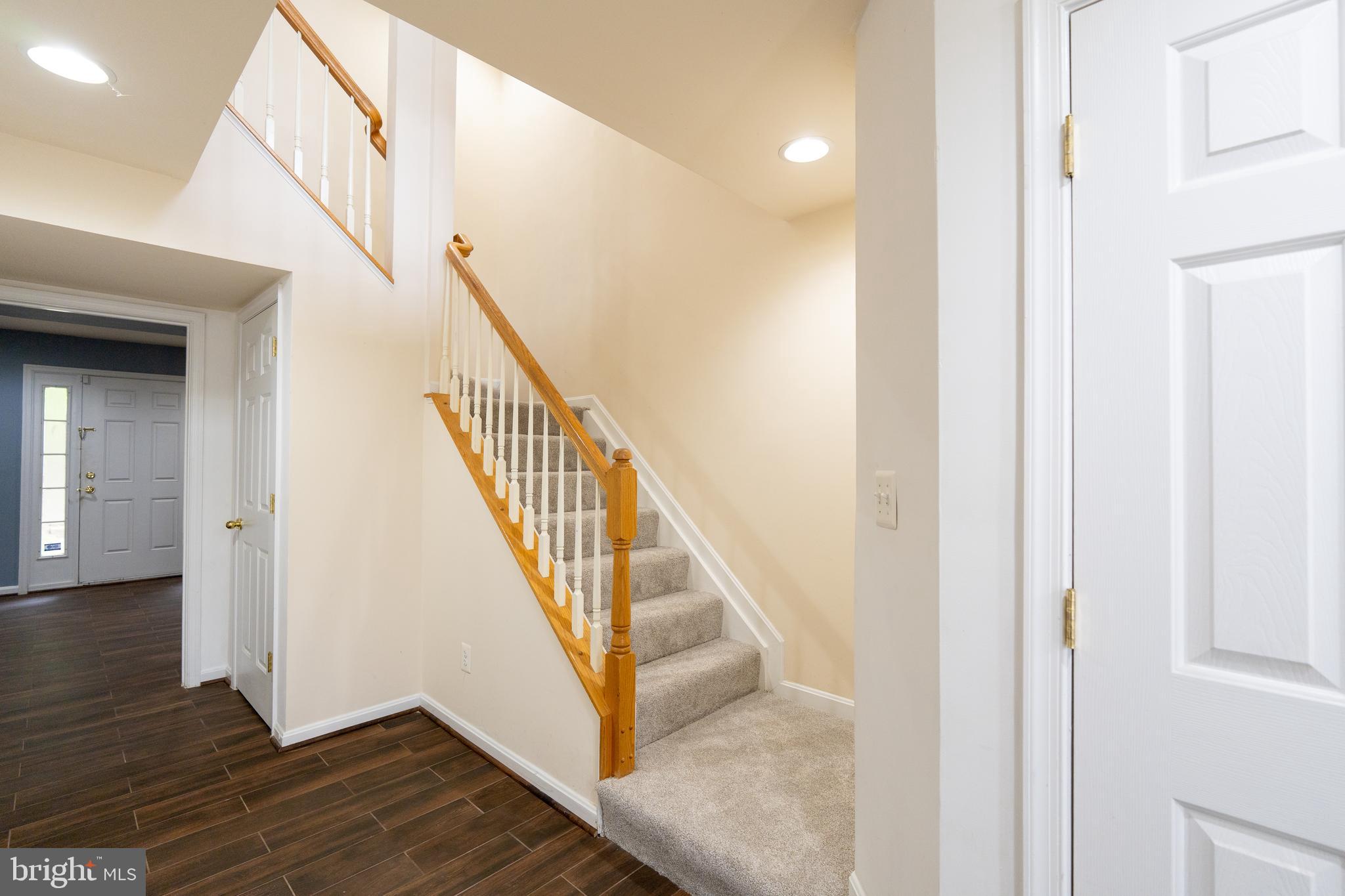 8735 MILL TOWNS COURT