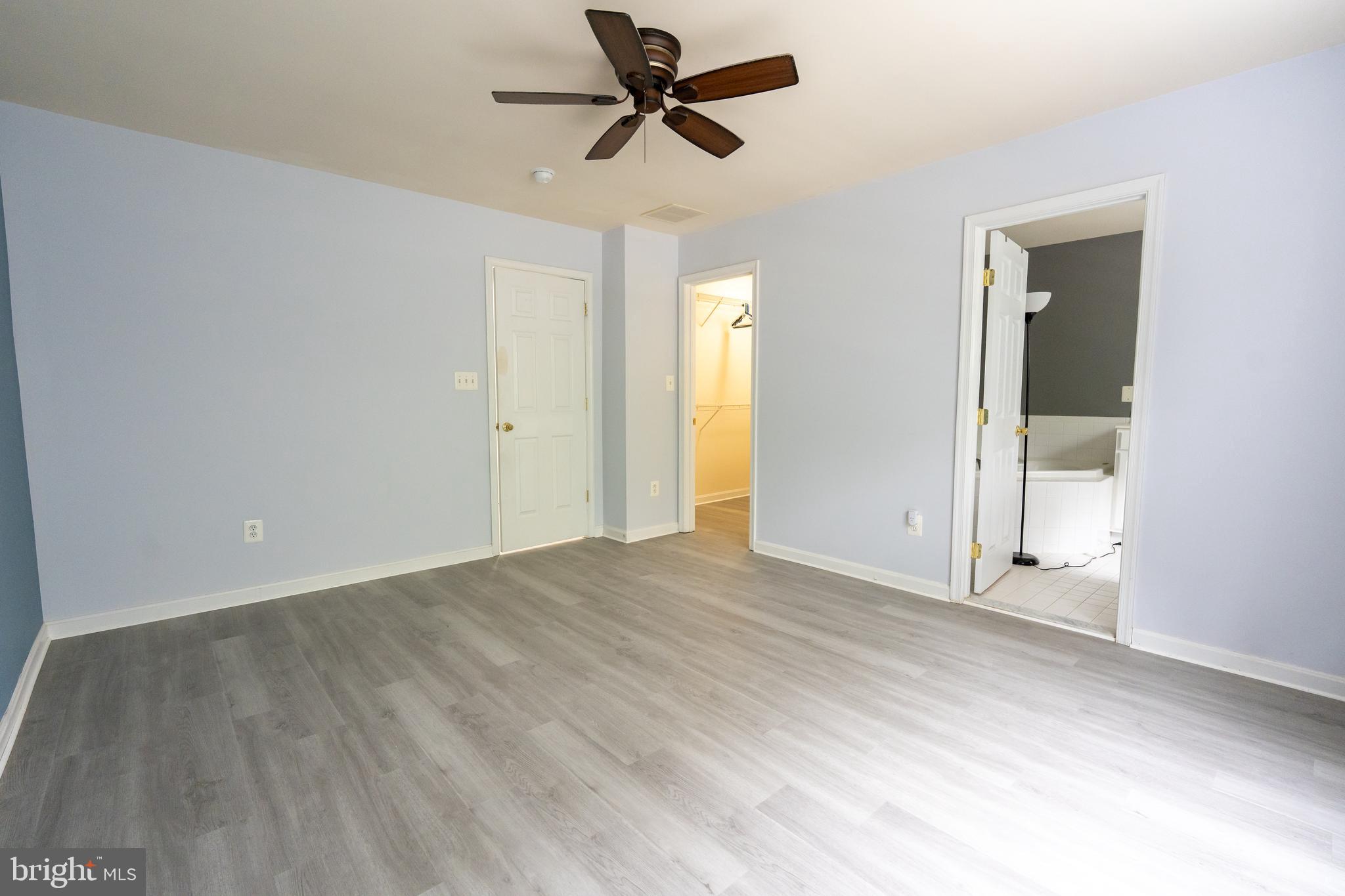 8735 MILL TOWNS COURT