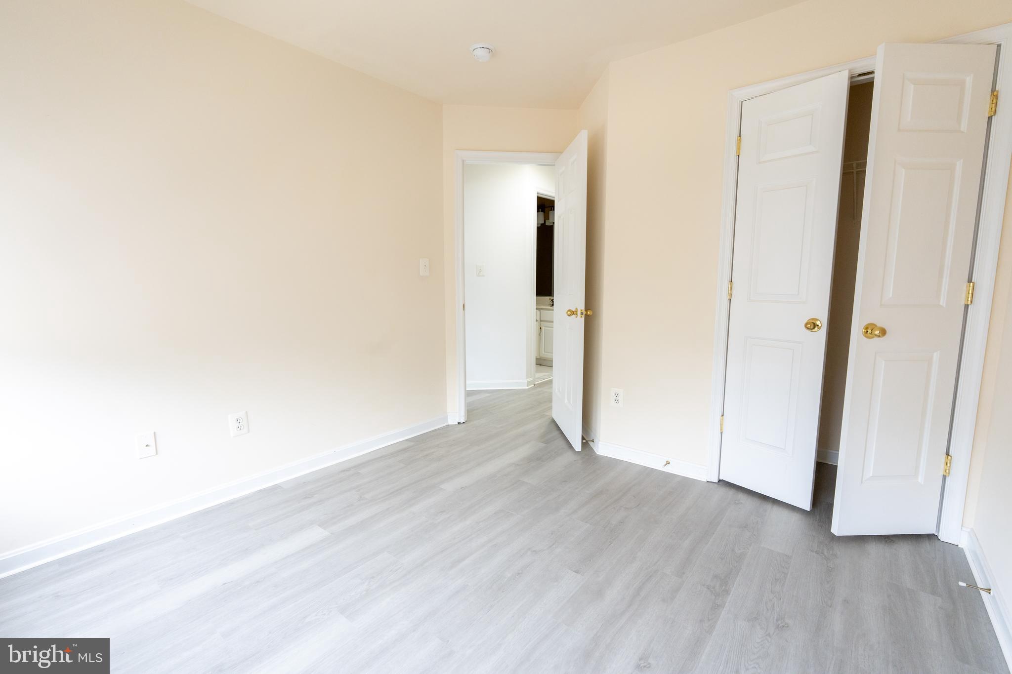8735 MILL TOWNS COURT
