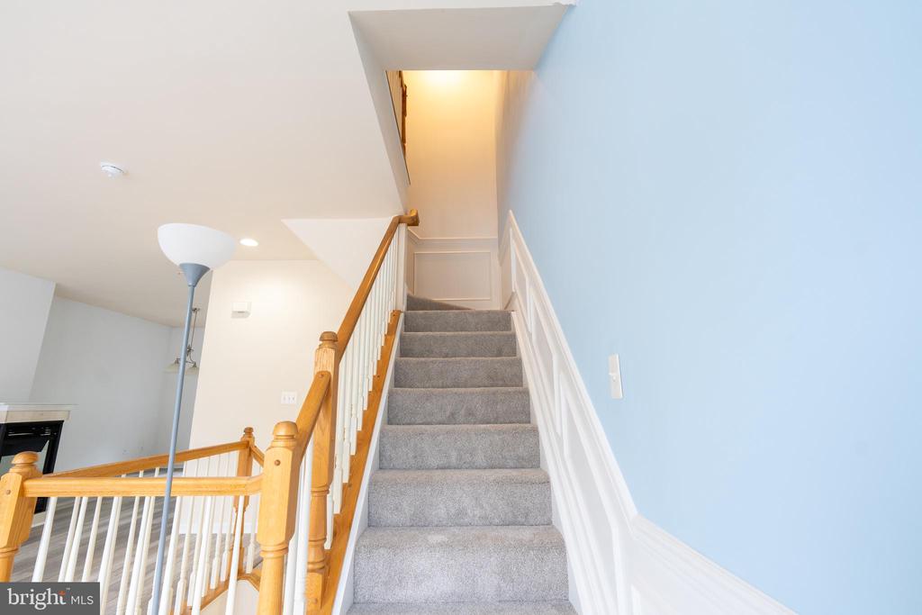 8735 MILL TOWNS COURT