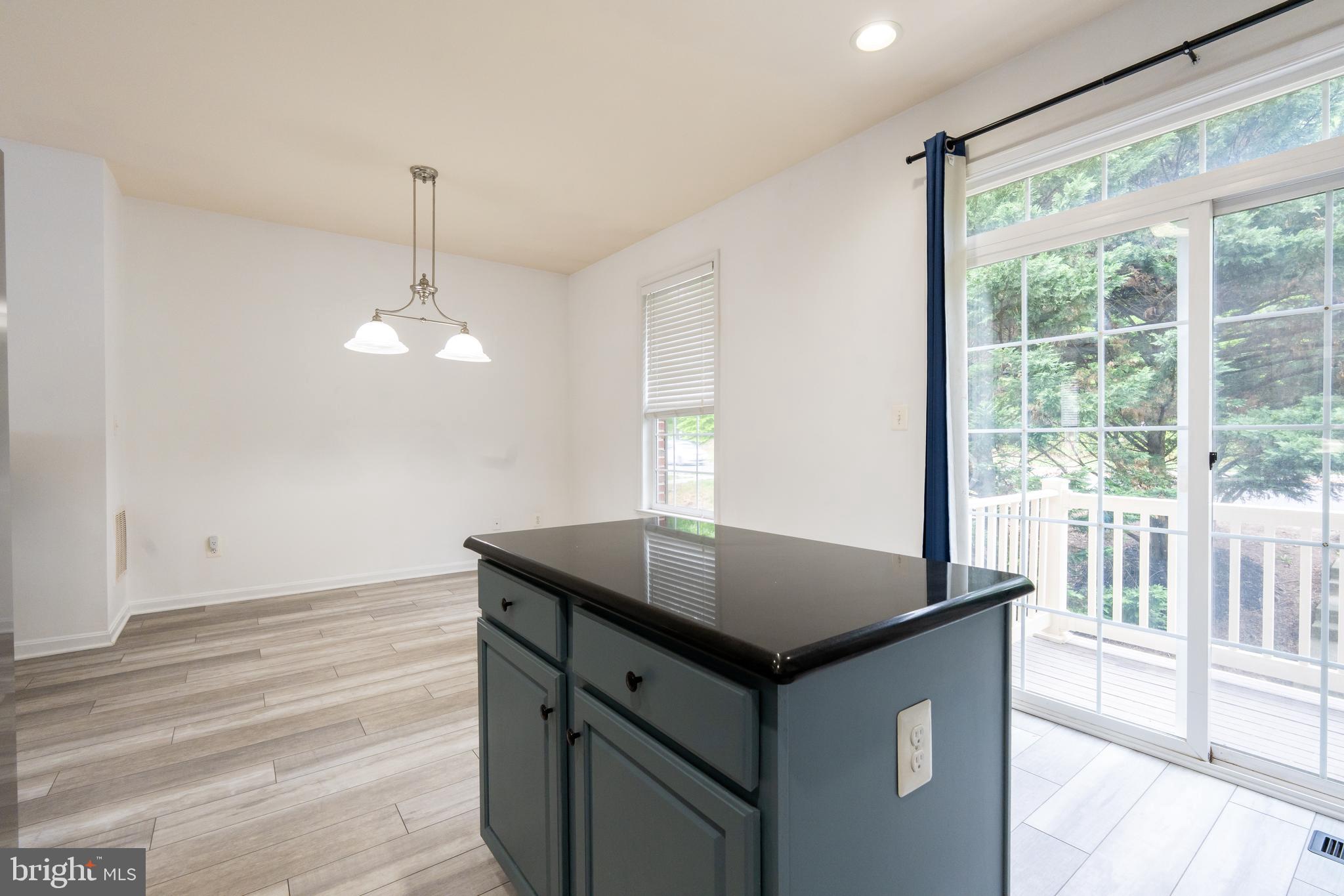 8735 MILL TOWNS COURT