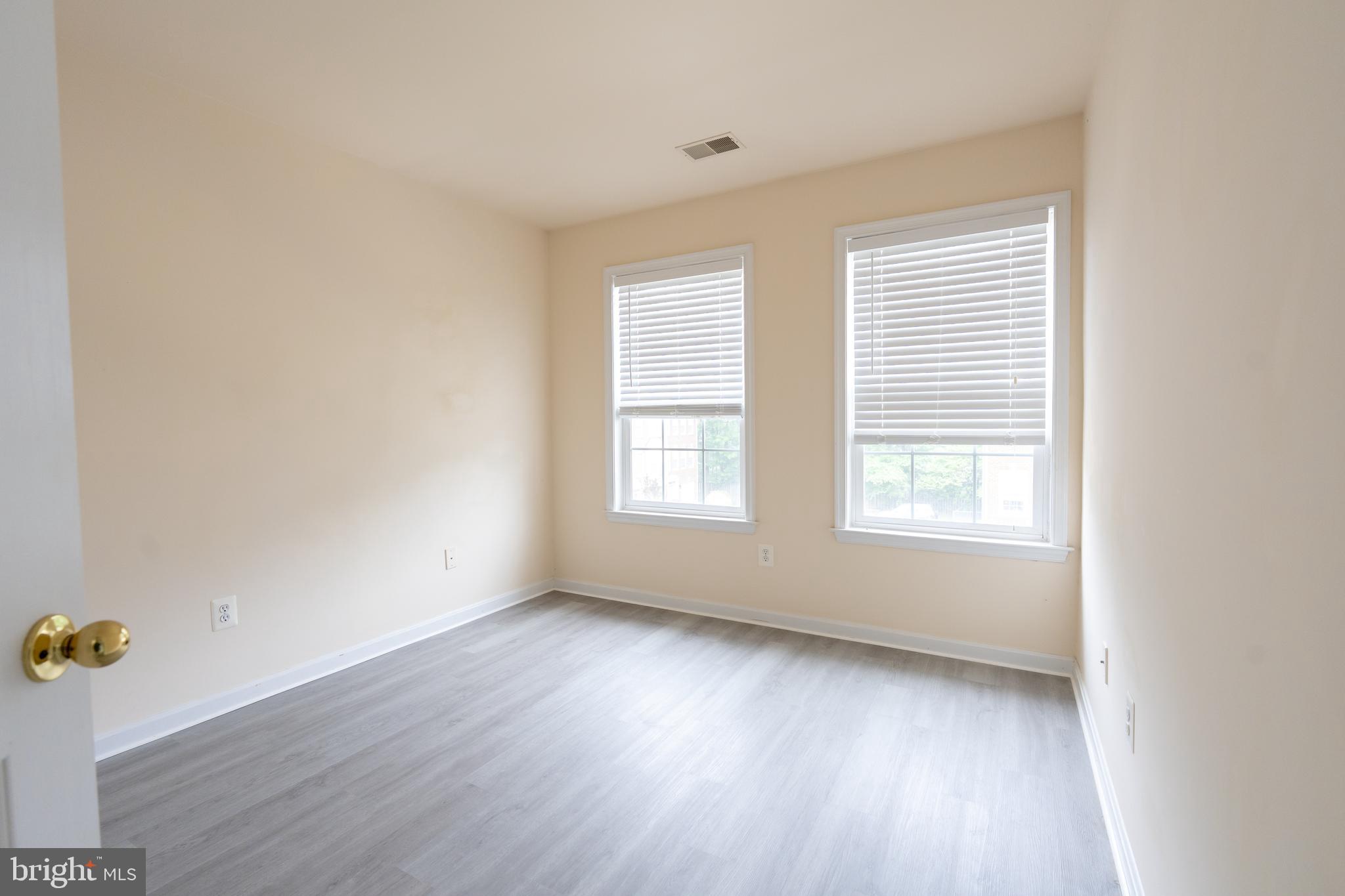 8735 MILL TOWNS COURT