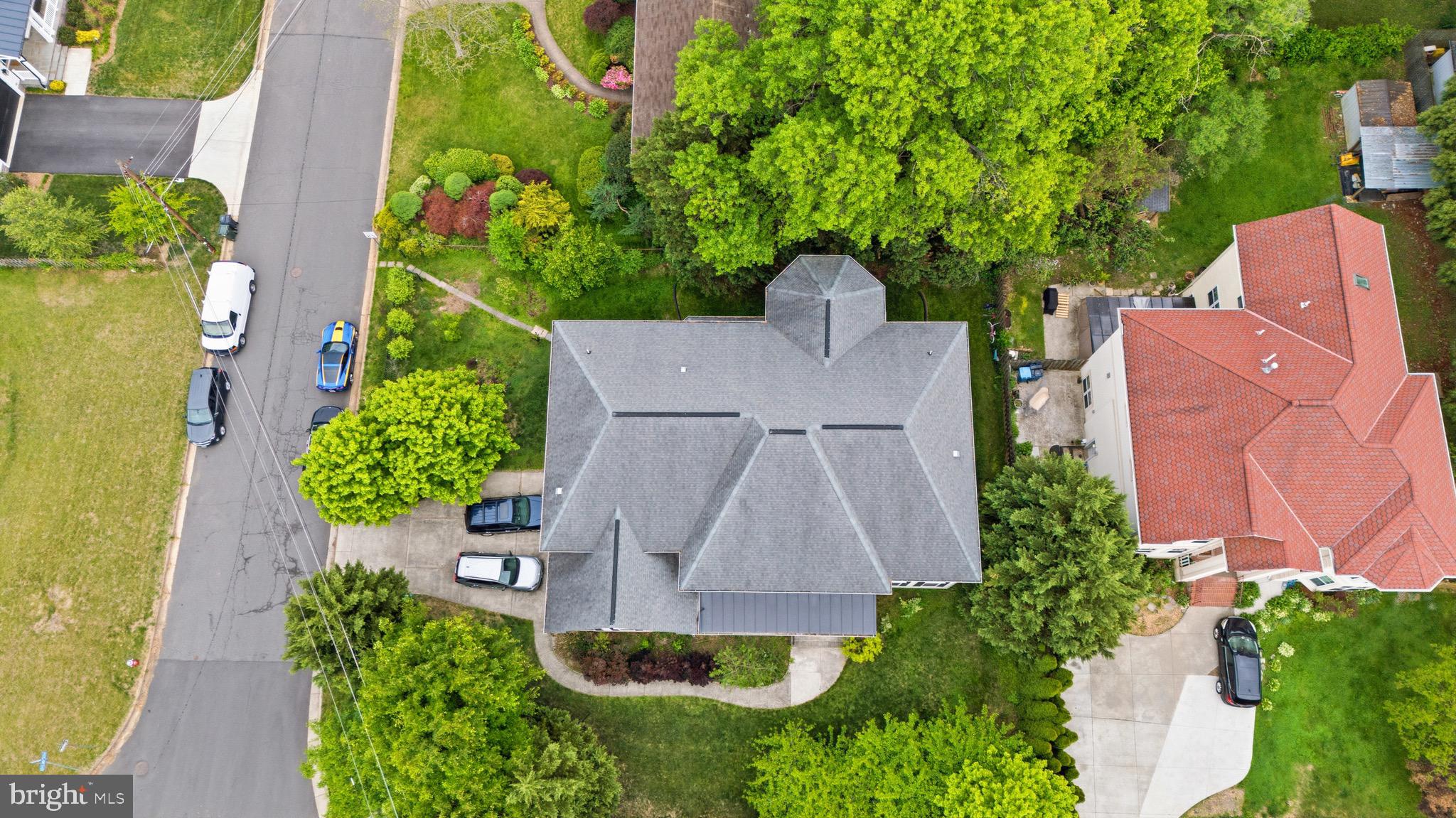 7101 IDYLWOOD ROAD