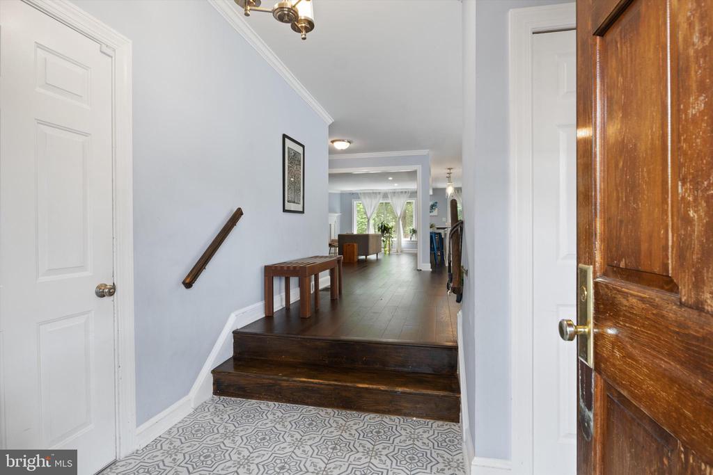 6369 BRAMPTON COURT