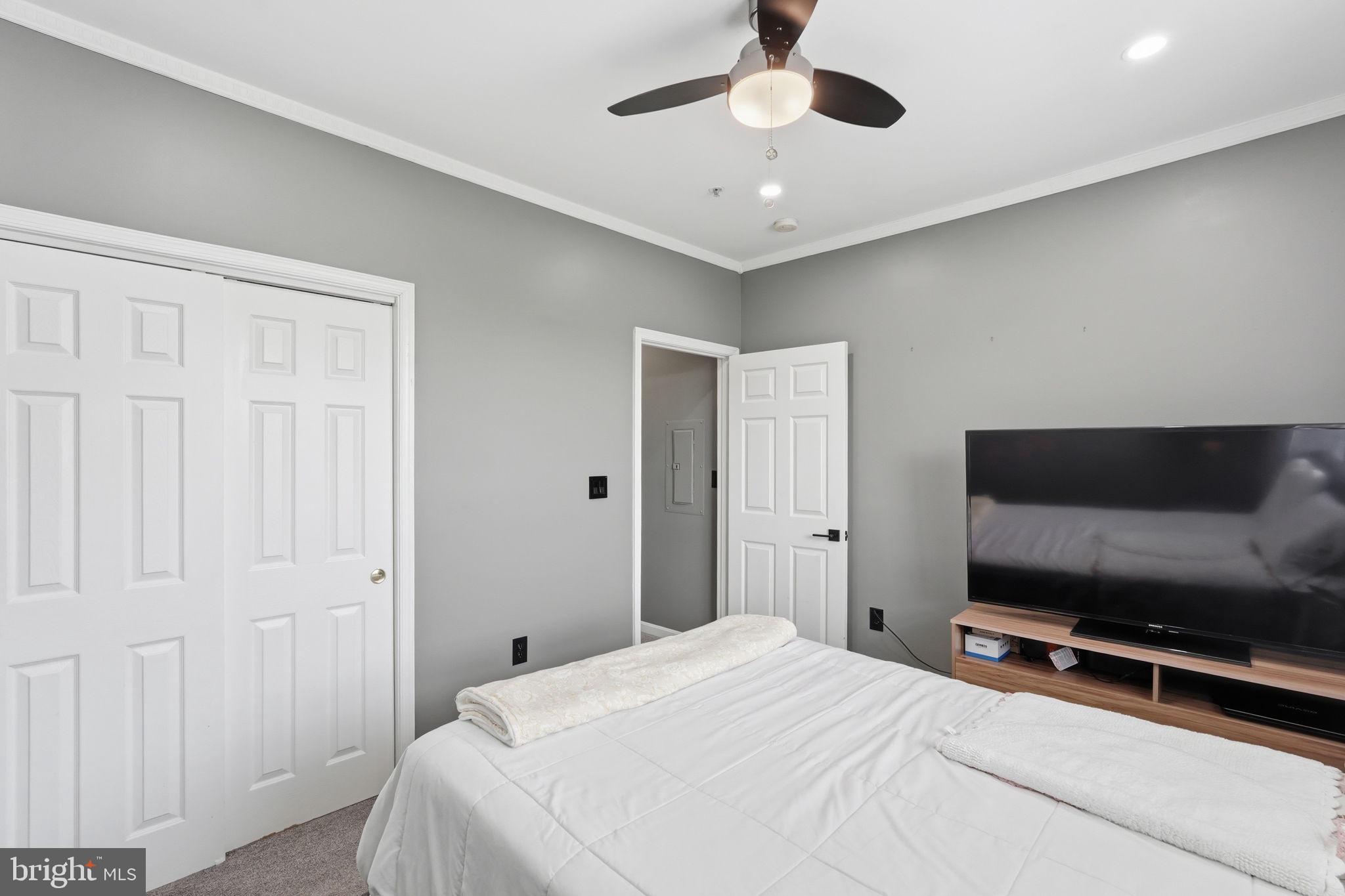 6481 CHEYENNE DRIVE 304