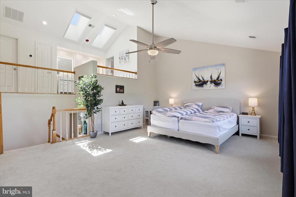 5551 SULLY LAKE DRIVE