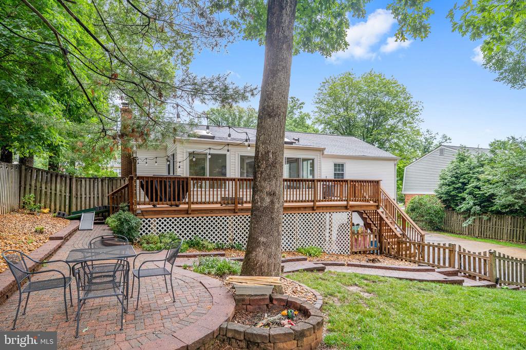 4213 WILTON WOODS LANE