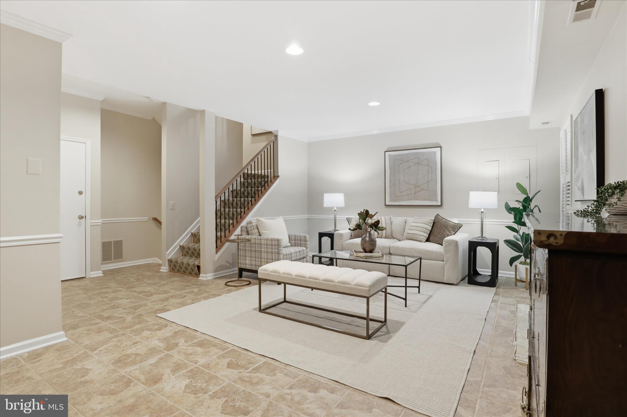 1496 HAMPTON HILL CIRCLE