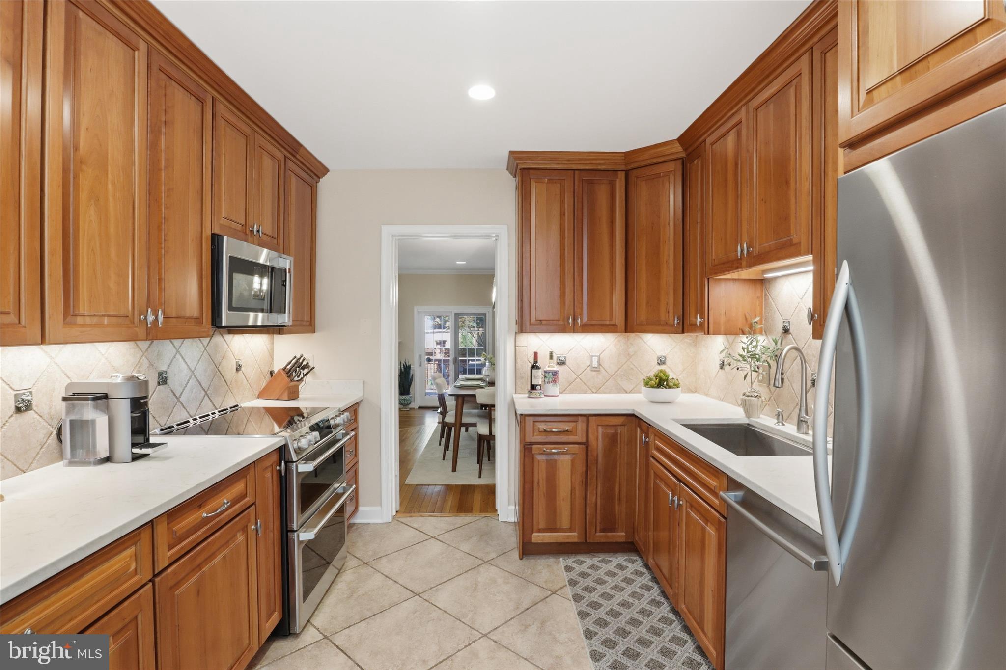 1496 HAMPTON HILL CIRCLE