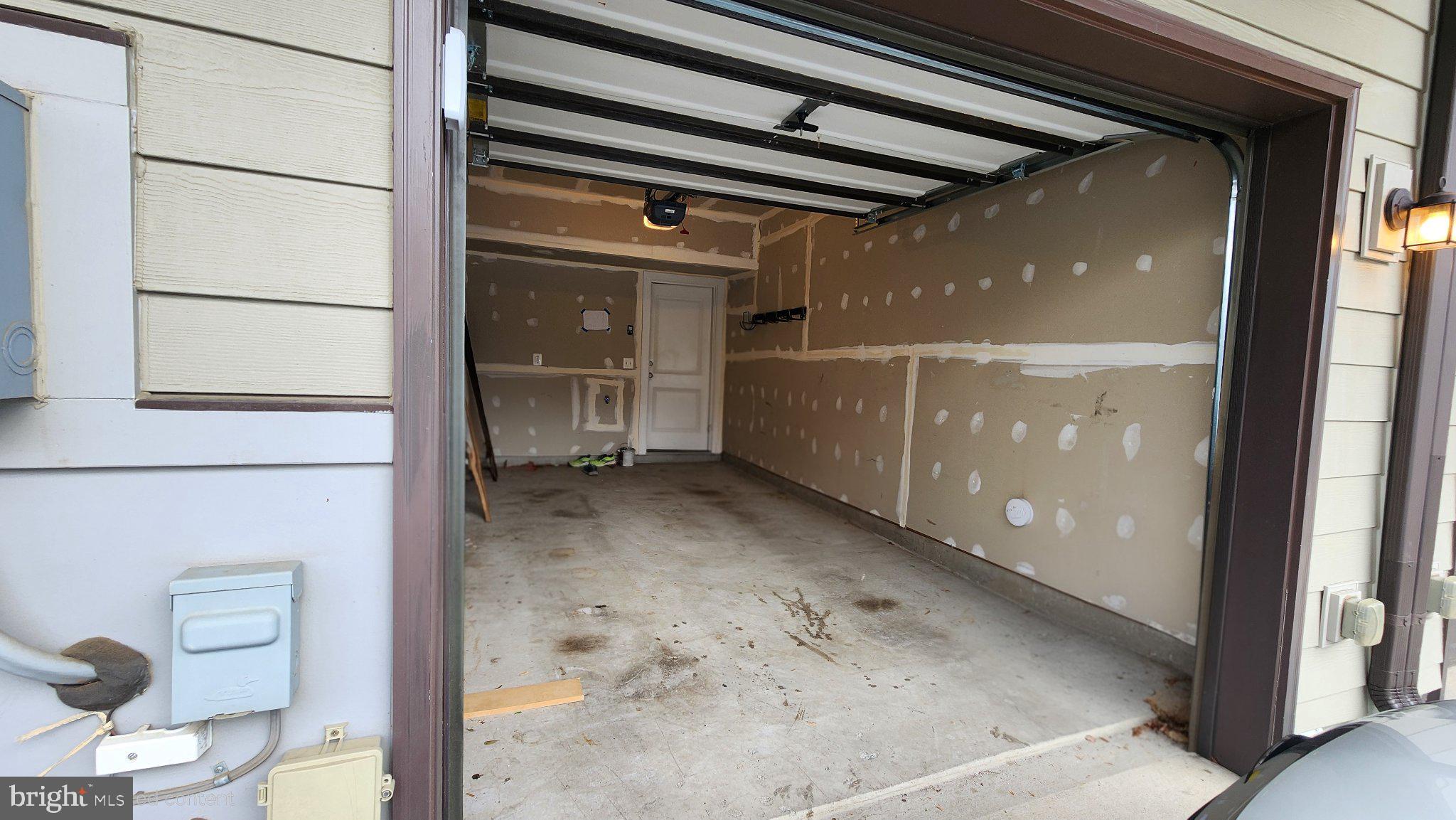 206 VAN BUREN STREET 29