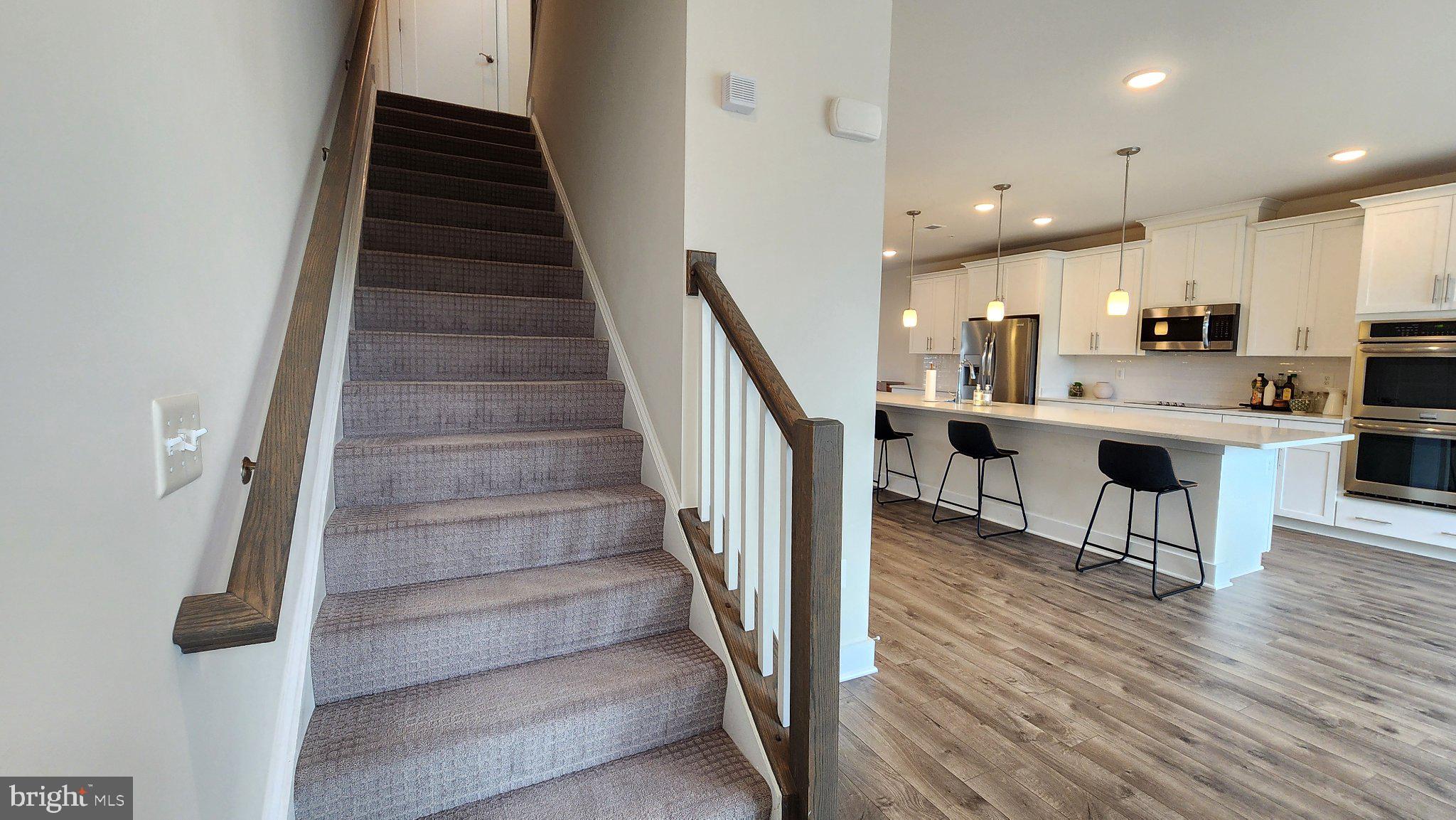 206 VAN BUREN STREET 29