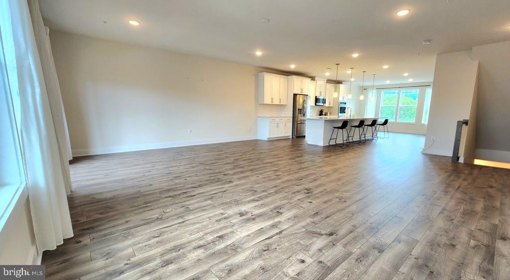 206 VAN BUREN STREET 29