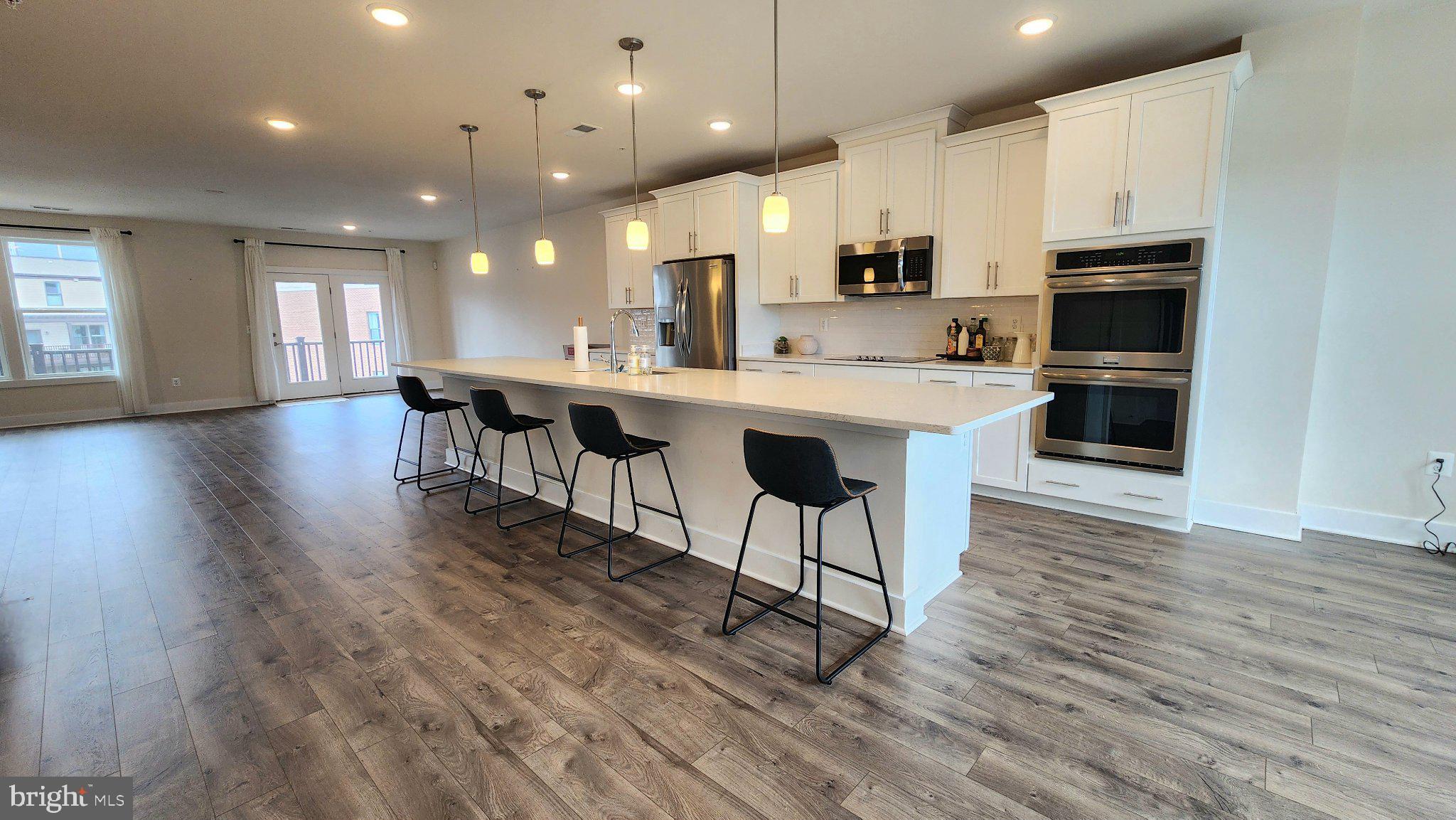 206 VAN BUREN STREET 29