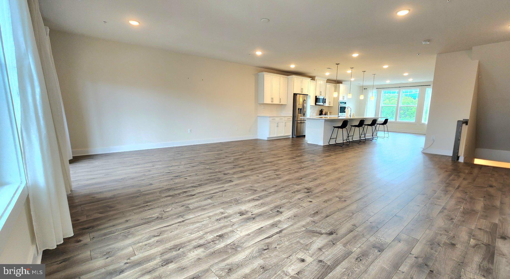 206 VAN BUREN STREET 29