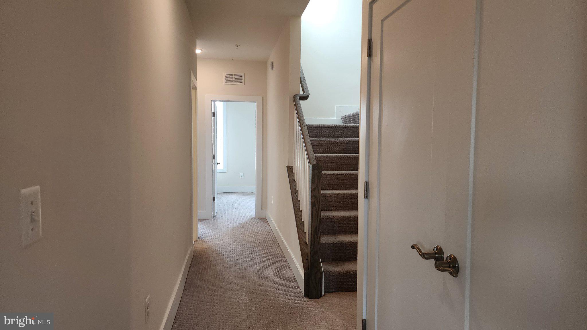 206 VAN BUREN STREET 29