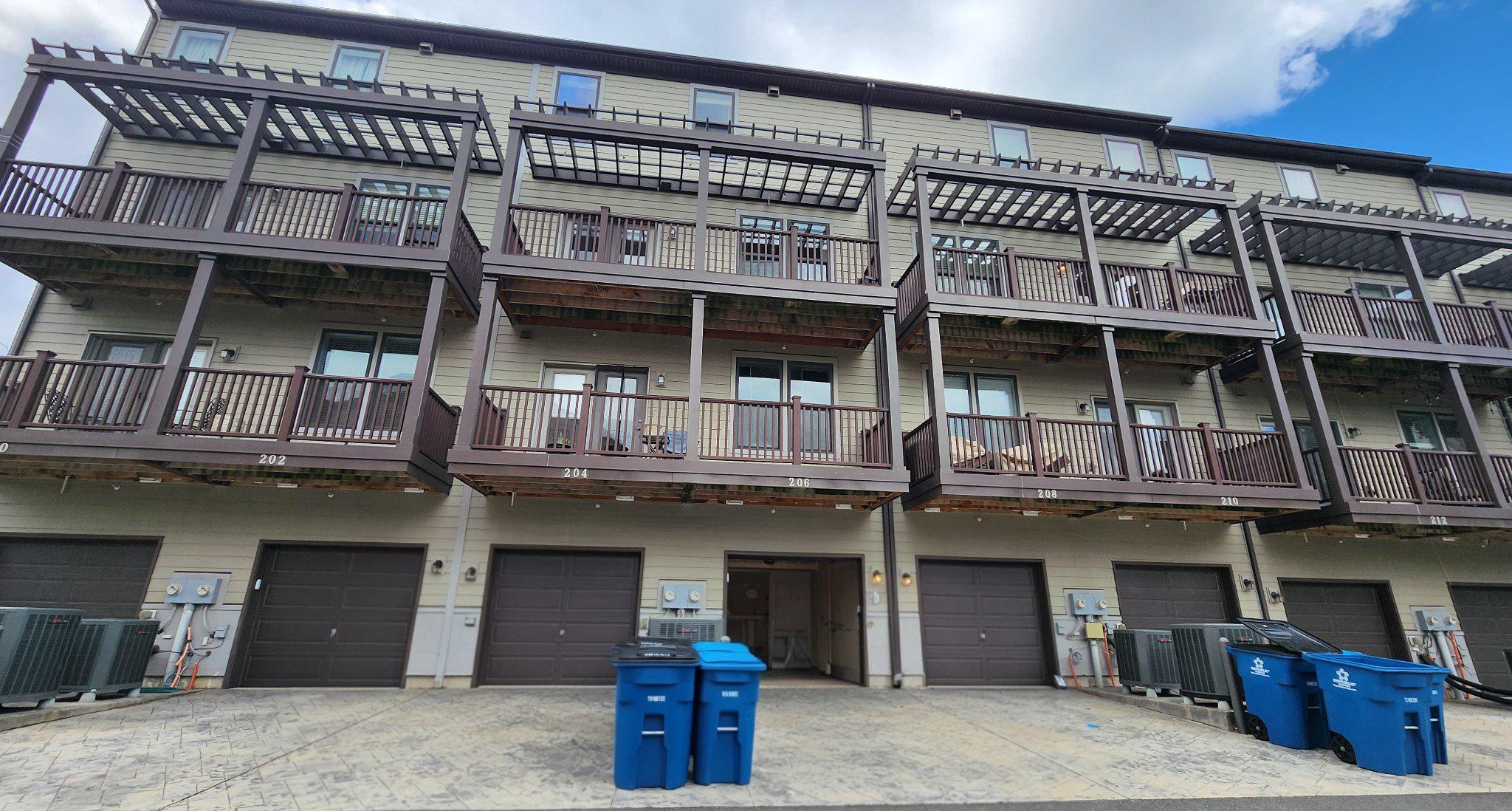 206 VAN BUREN STREET 29