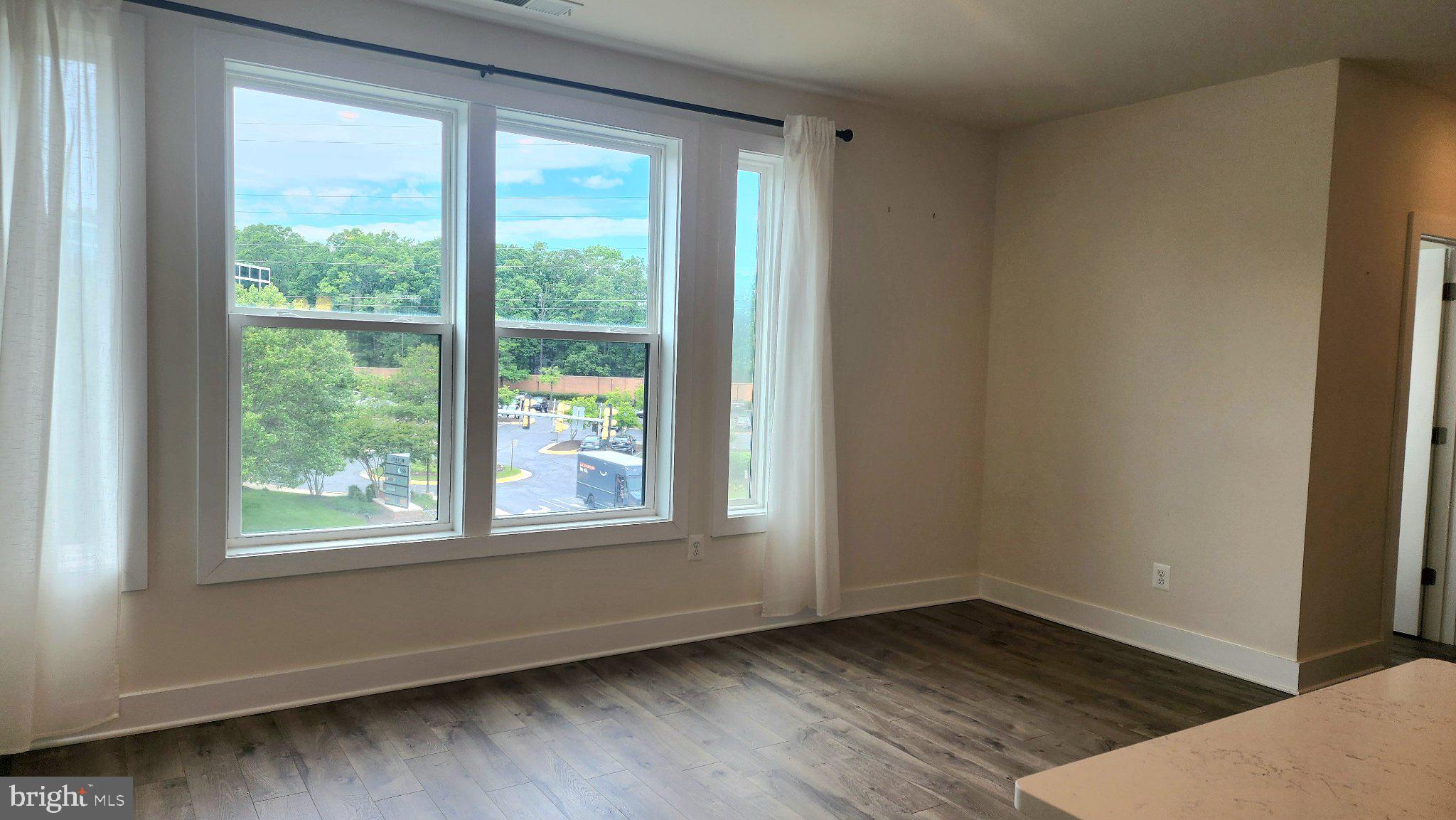 206 VAN BUREN STREET 29