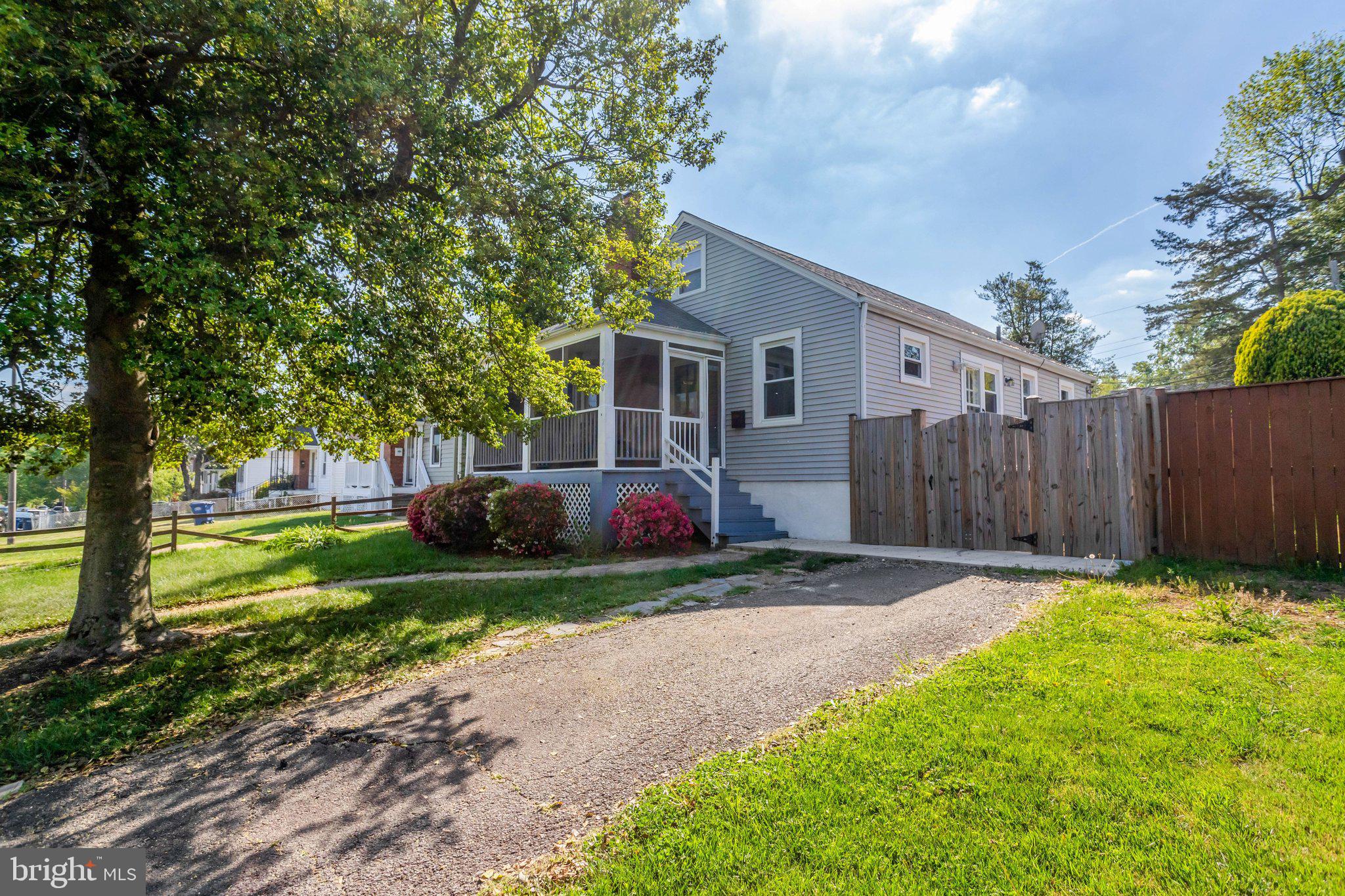 2850 BROOK DRIVE
