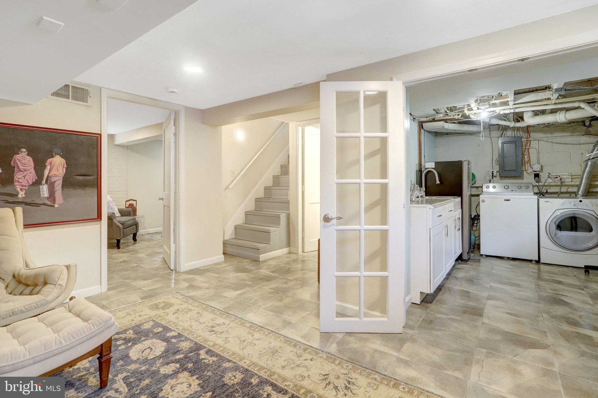 2850 BROOK DRIVE