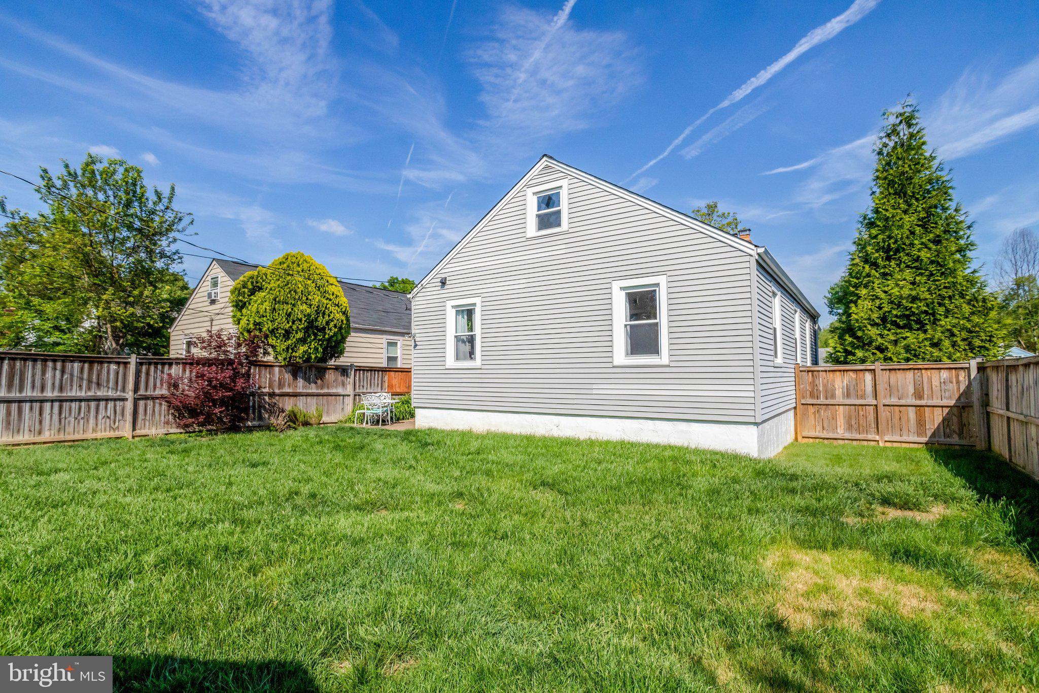 2850 BROOK DRIVE