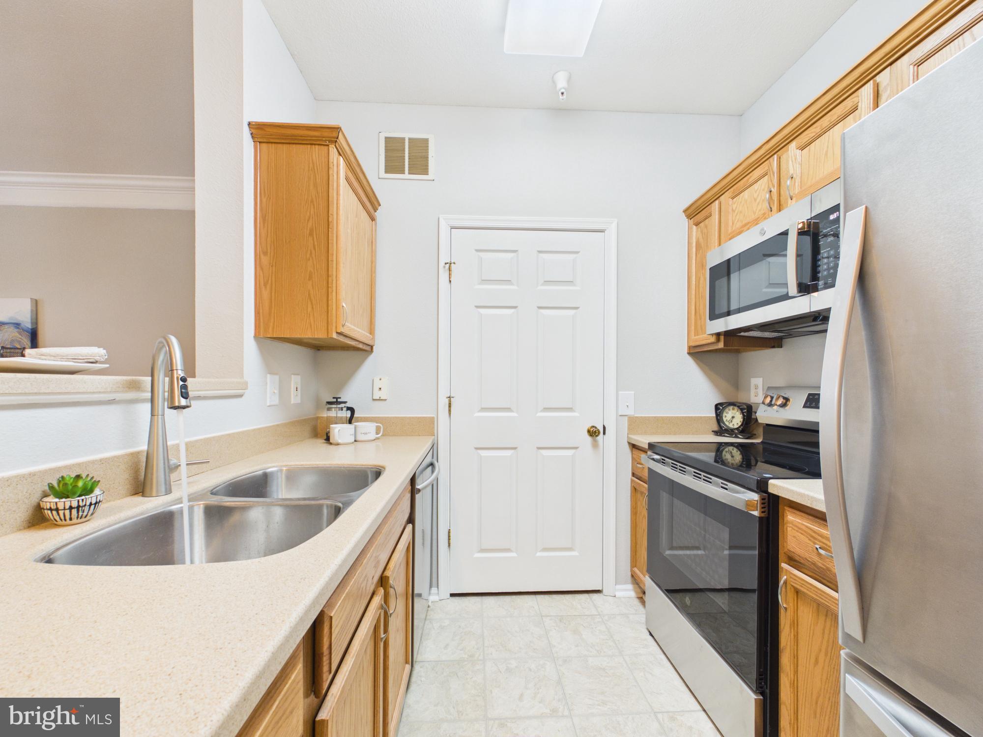 1601 SPRING DRIVE 1307