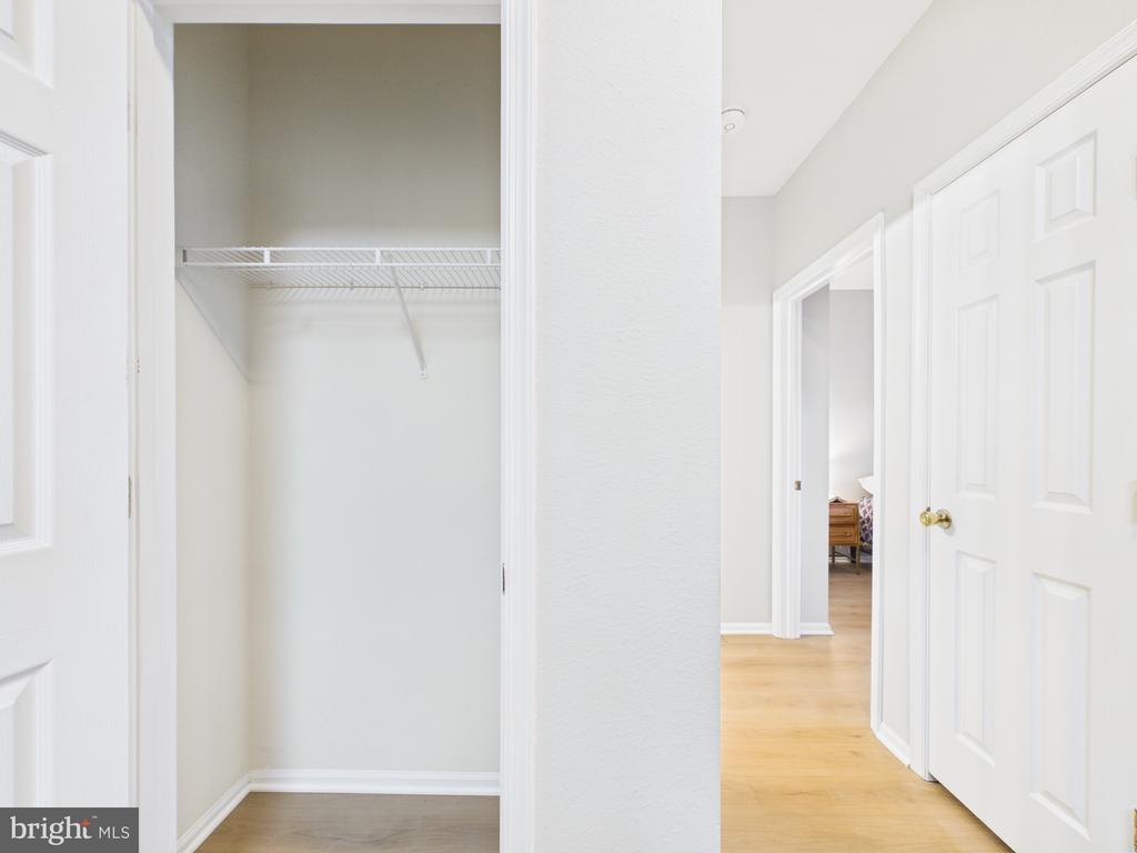 1601 SPRING DRIVE 1307