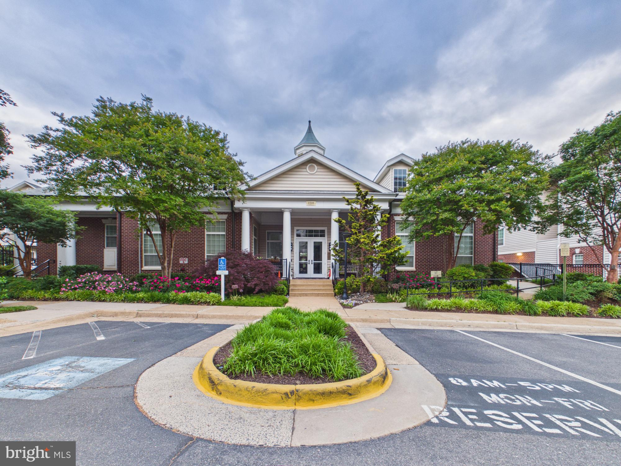 1601 SPRING DRIVE 1307