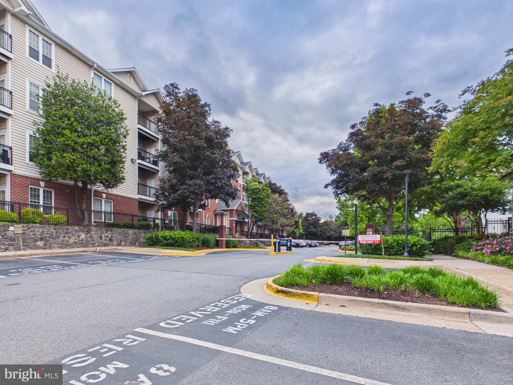 1601 SPRING DRIVE 1307