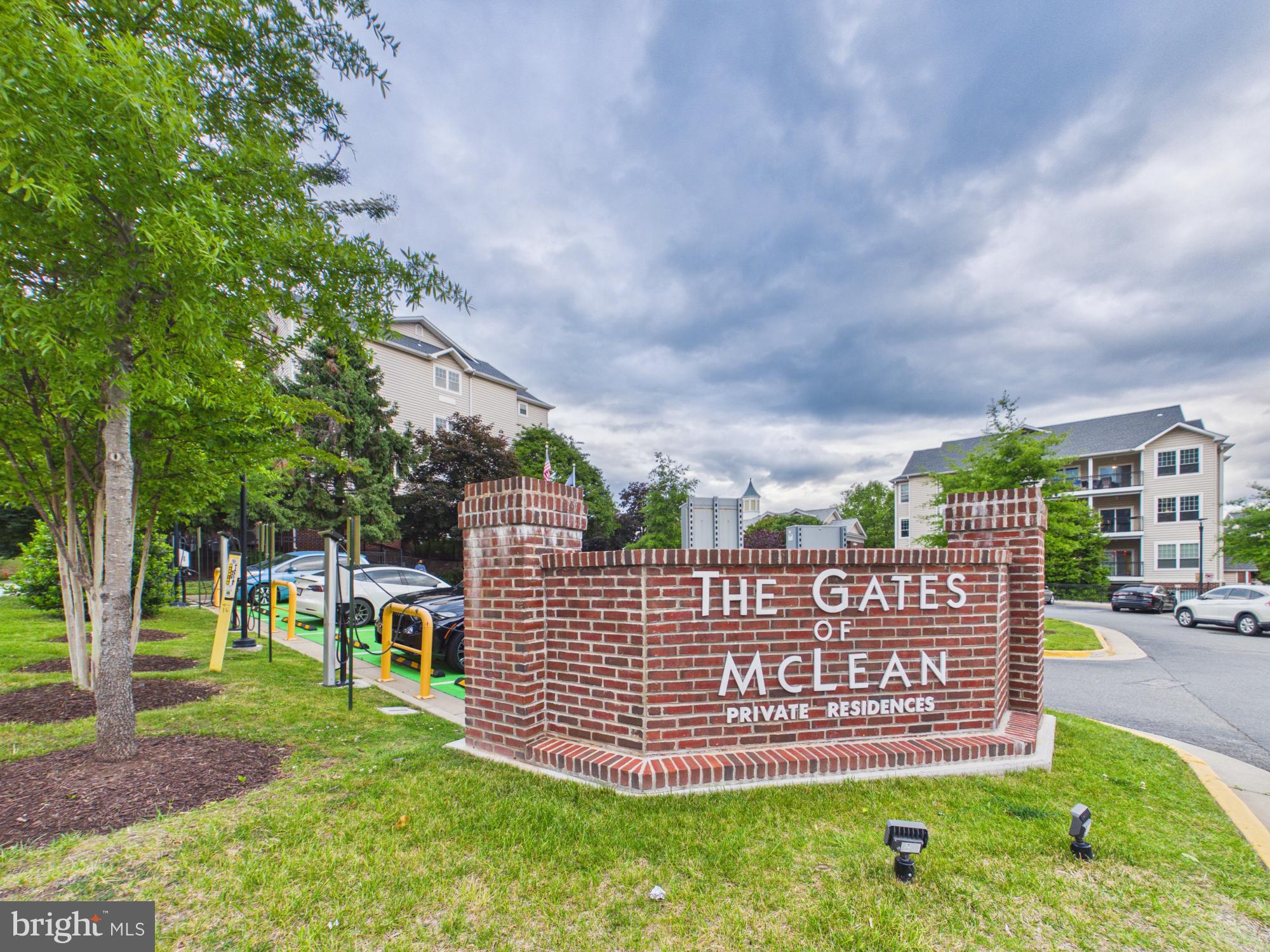 1601 SPRING DRIVE 1307