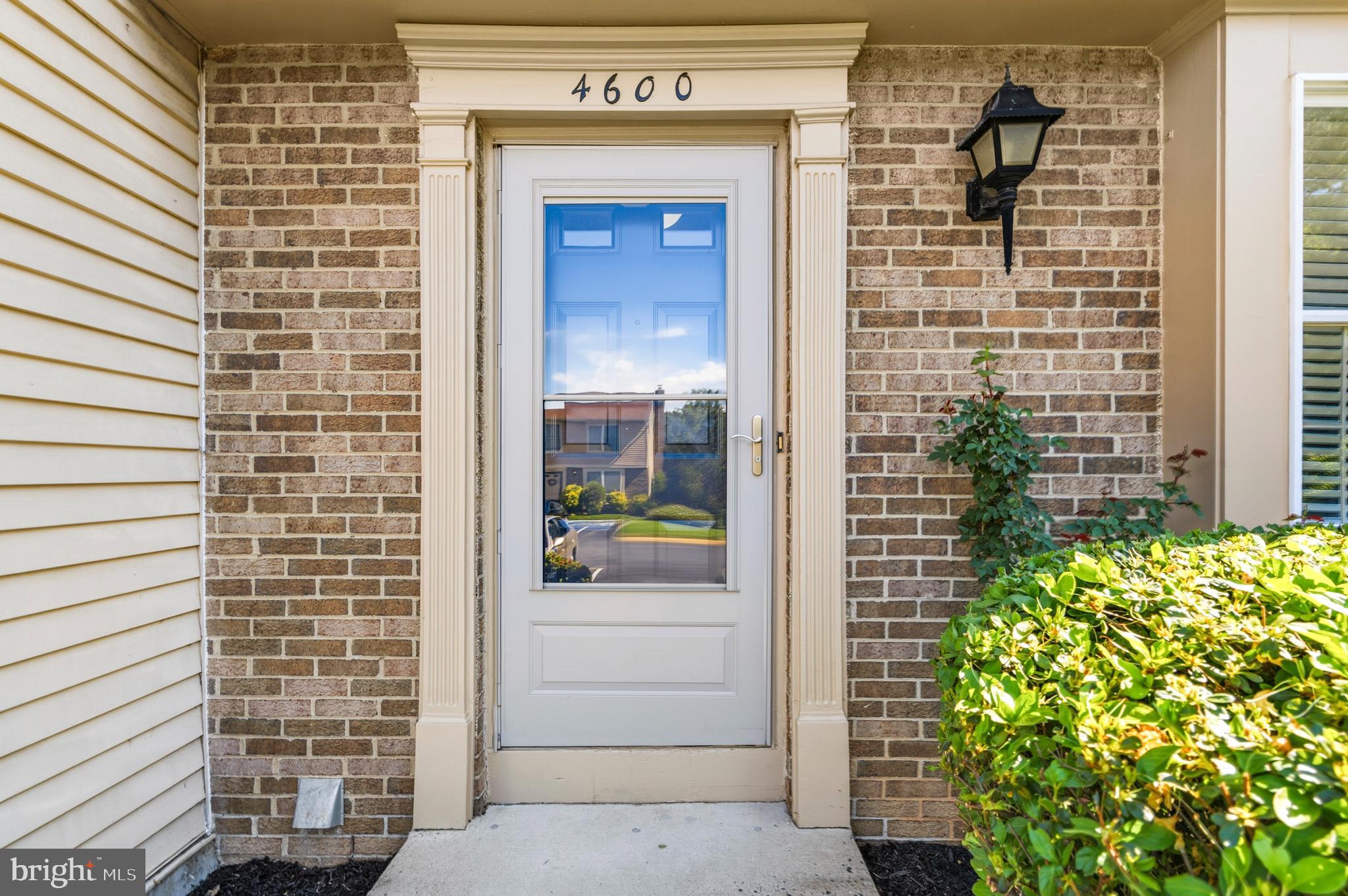 4600 BRENTLEIGH COURT