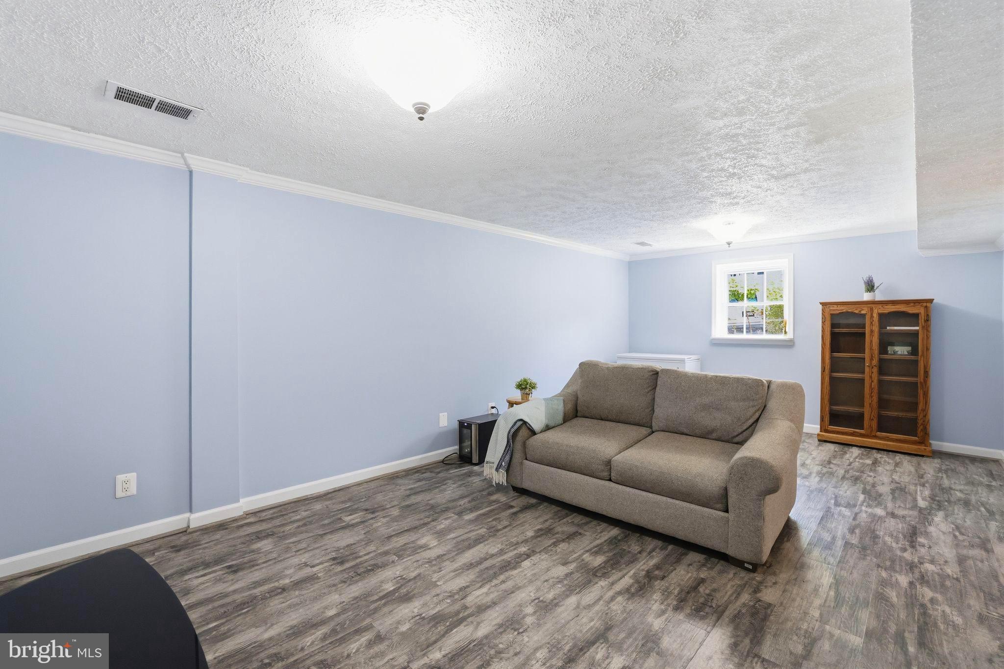 5433 LIGHTHOUSE LANE